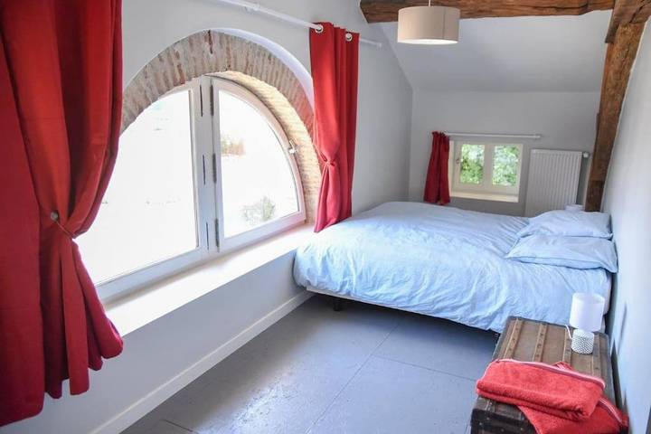 Location de vacances pour 7 personnes, avec Terrasse et Jardin à Bretenière - 3