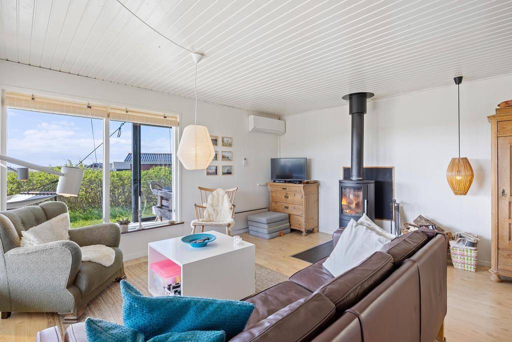 Cosy holiday home by the dunes with dishwasher in Ringkøbing, Ringkøbing-Skjern Region