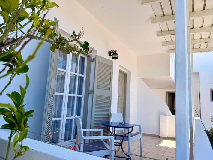 Maison d’hôte pour 3 personnes, avec Terrasse ainsi que Jardin et Vue dans Milos - 3