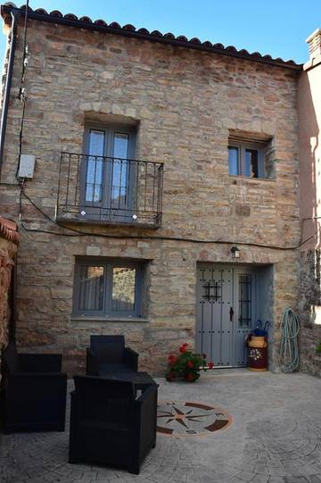 Casa de vacaciones para 8 personas, con vistas además de balcón y vistas al lago en Provincia de Guadalajara