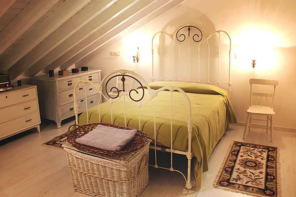 Das Casa das 2 Marias ist ein traditionelles azorisches Haus im Zentrum von Furnas in São Miguel Island, Furnas