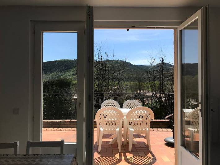 Gîte pour 4 personnes, avec piscine ainsi que terrasse et jardin dans Thermes de Gréoux les Bains