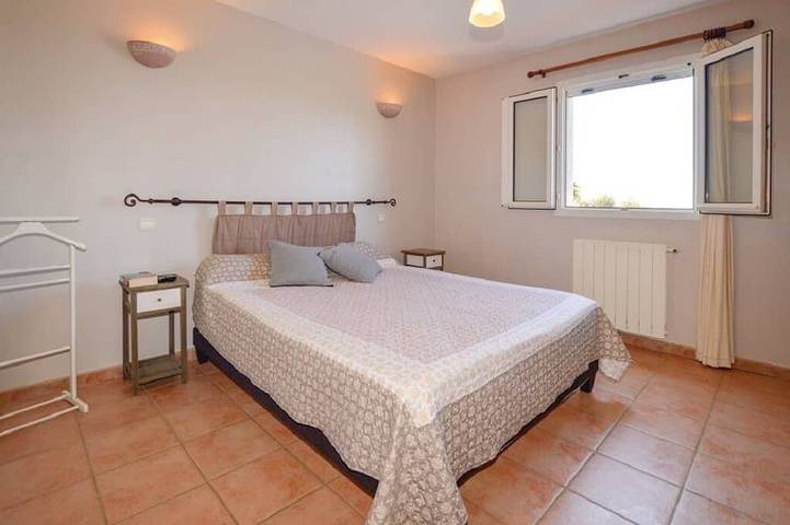 Location de vacances pour 6 personnes, avec jardin et terrasse à Corbara - 3