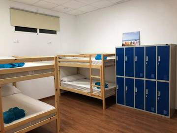 Location de vacances pour 4 personnes, avec terrasse et jardin dans Els Muntells