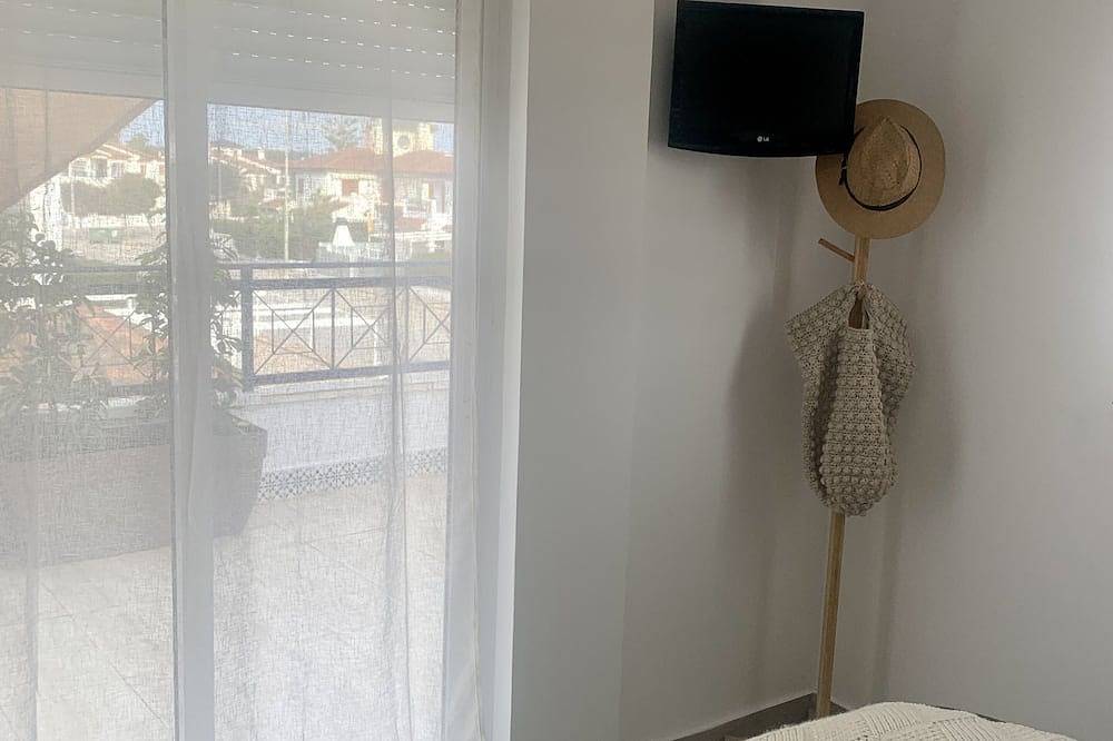 Casazul, comfortable house with jacuzzi 5 minutes from the beach in Pilar de la Horadada, Costa Blanca
