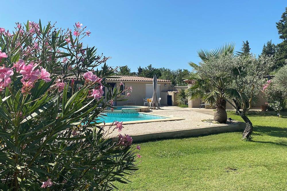 A little paradise in Provence in Velleron, Vaucluse