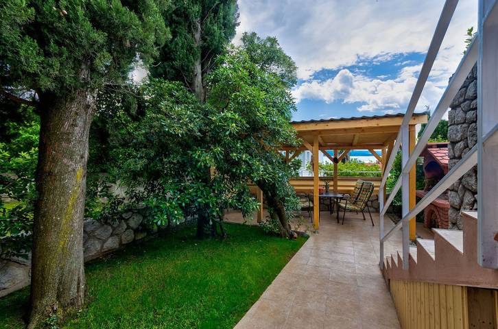 Ferienwohnung für 3 Personen, mit Terrasse und Garten in Crikvenica - 3