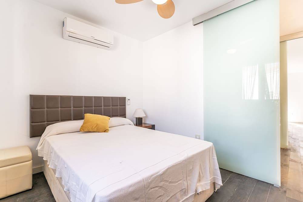 Entire apartment, Frontline Playas del Golf, Almerimar in Marina (Almerimar), El Ejido