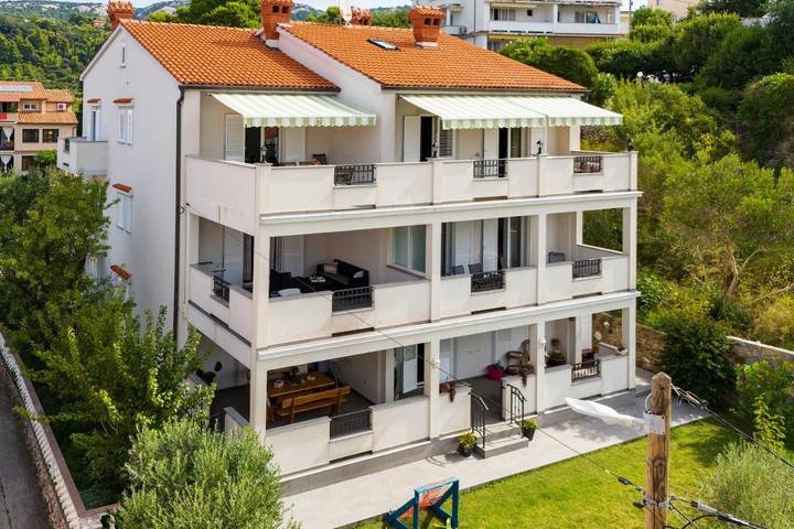 BnB für 3 Personen, mit Balkon, mit Haustier auf Rab