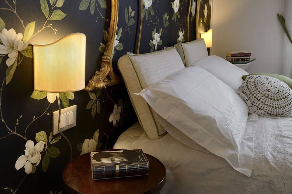 Deluxe standaard zwart op wit in Terranuova Bracciolini, Valdarno