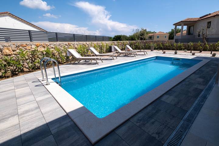 Appartement entier, Holiday house Jewel with private pool in Ville de Krk, Krk