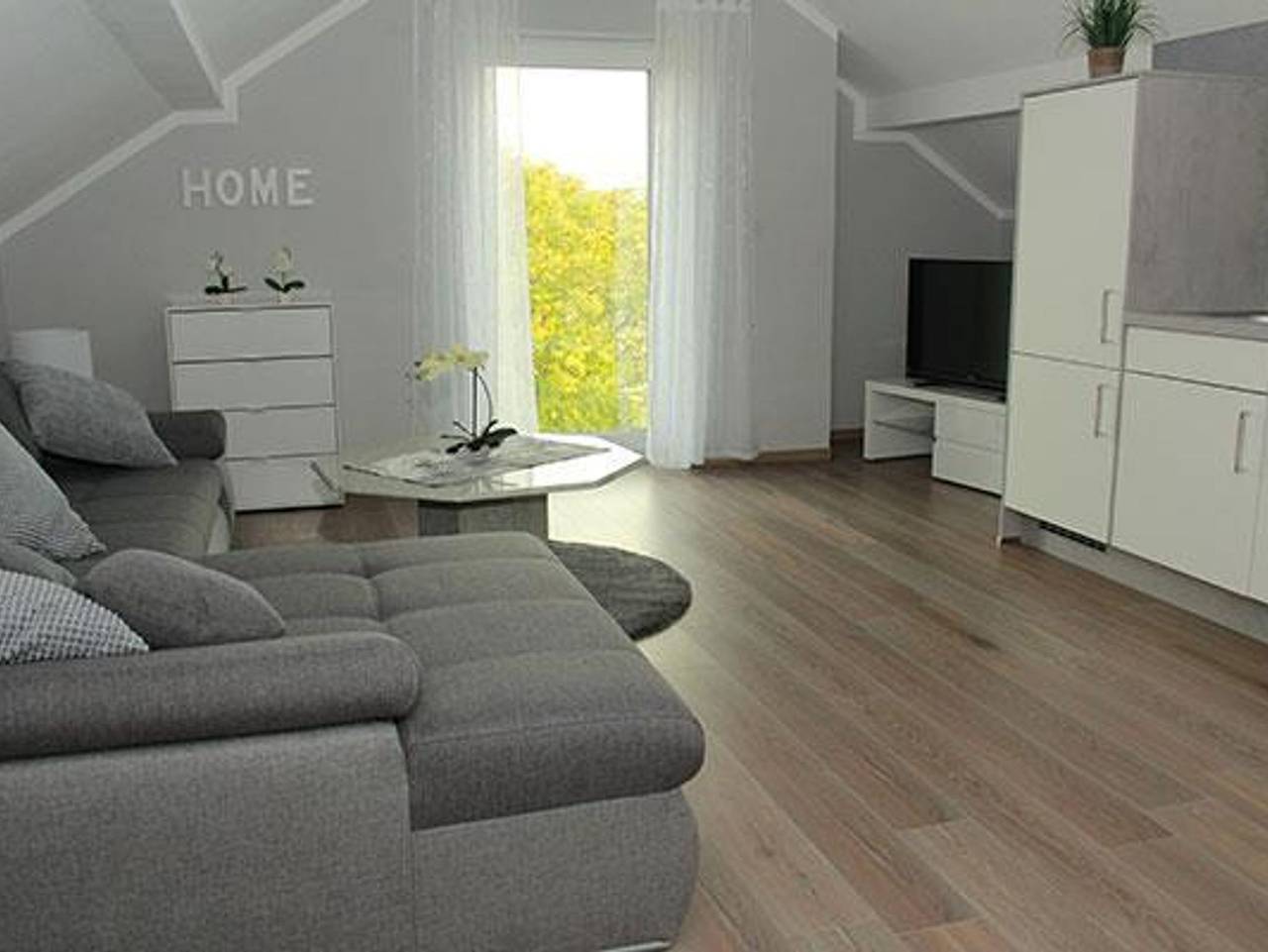 Ganze Ferienwohnung, Brückenhof - Appartement/Fewo, Dusche, Wc, 1 Schlafraum in Mörsdorf, Hunsrück