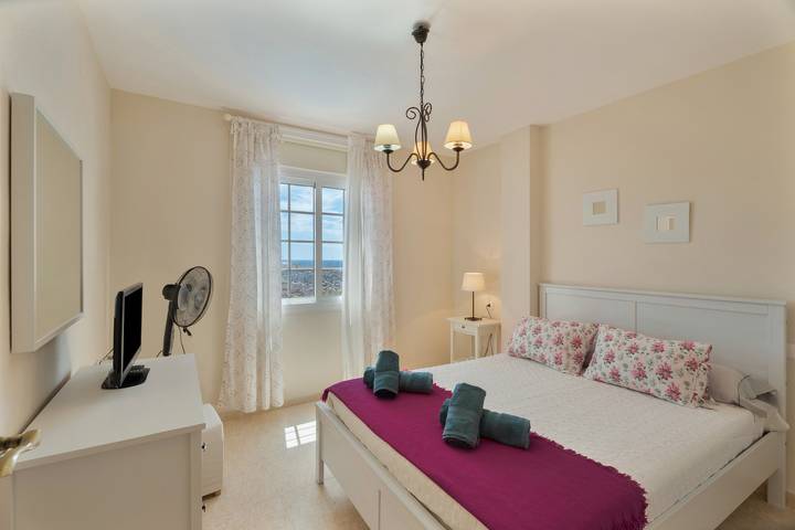 Gîte pour 4 personnes, avec jardin et bassin pour enfant à Callao Salvaje