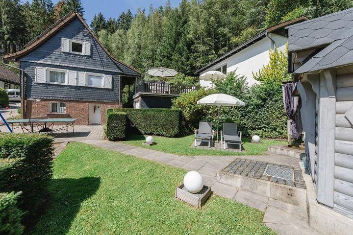 Ferienhaus für 7 Personen, mit Terrasse und Garten sowie Sauna in Eslohe