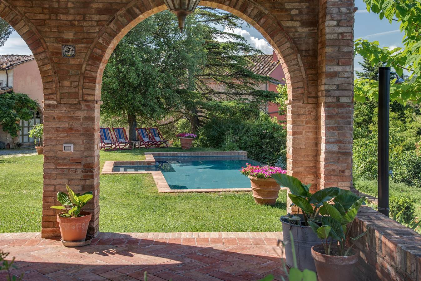 Casa vacanze 'Villa Dei Fiori' con piscina privata, giardino privato e Wi-Fi in Castelfiorentino, Firenze province