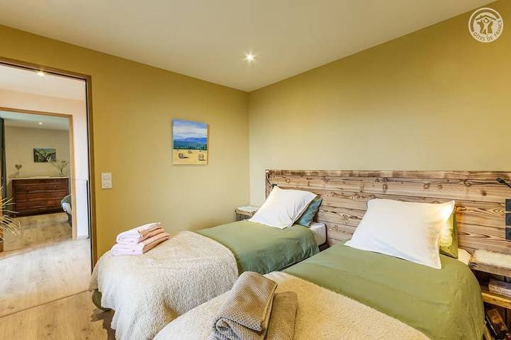 Location de vacances pour 8 personnes, avec balcon dans Cléry - 4