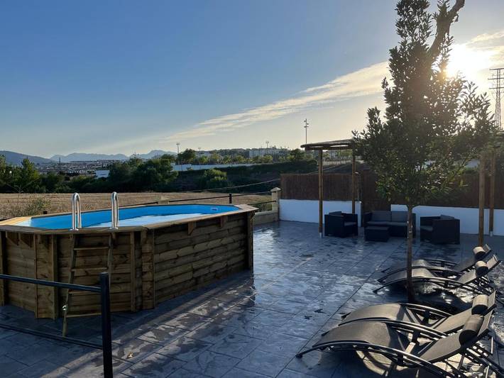 Escapadas de fin de semana para 2 personas, con piscina además de vistas y jardín en Ronda