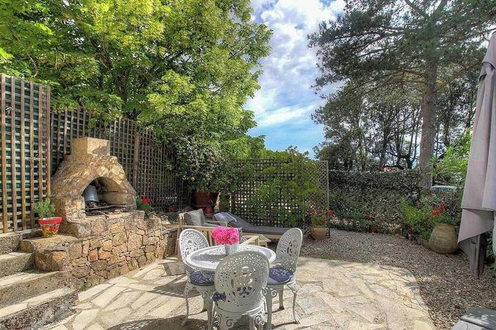 Location de vacances pour 2 personnes, avec terrasse à Foce