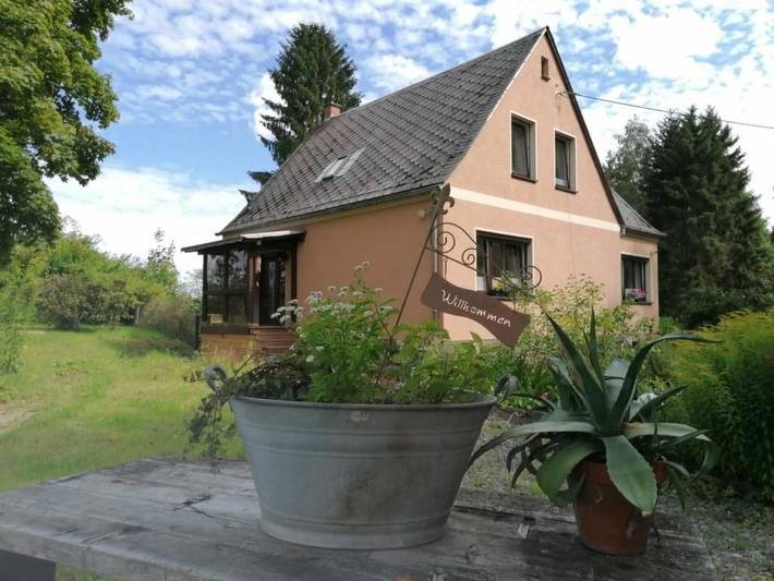 Ferienhaus für 6 Personen, mit Terrasse und Garten in Bad Brambach