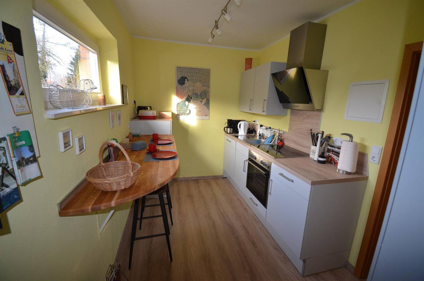 Ganze Ferienwohnung, Ferienwohnung für 4 Personen mit Terrasse in Emden, Ostfriesland