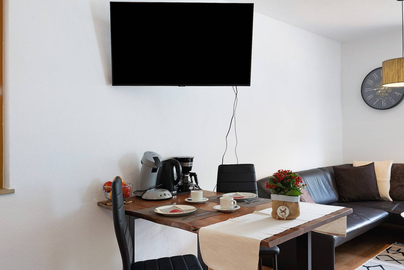 Appartamento intero, Appartamento 'Wiff's Studio' con vista montagna e giardino privato in Mellau, Bregenzerwald