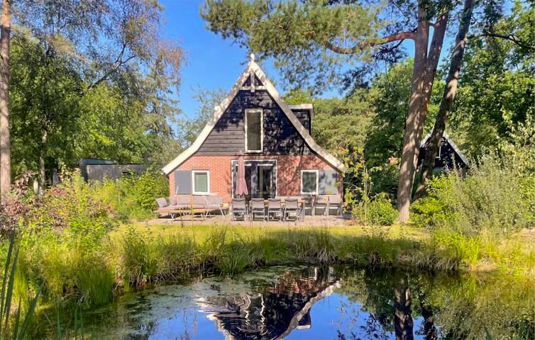 Vakantiehuis voor 8 personen, met Terras en Tuin in Otterlo