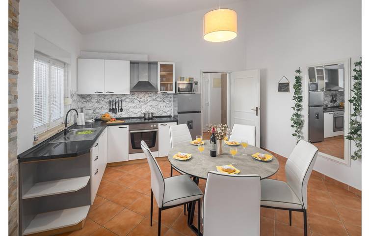 Modernes Apartment mit Pool und Parkplatz, 1 km vom Stadtzentrum von Dracevac entfernt in Grad Poreč, Porec und Umgebung