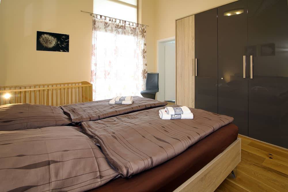 Familienvilla- Kinderparadies,Wintergarten,Rügenurlaub mit Hund in Vaschvitz, Trent