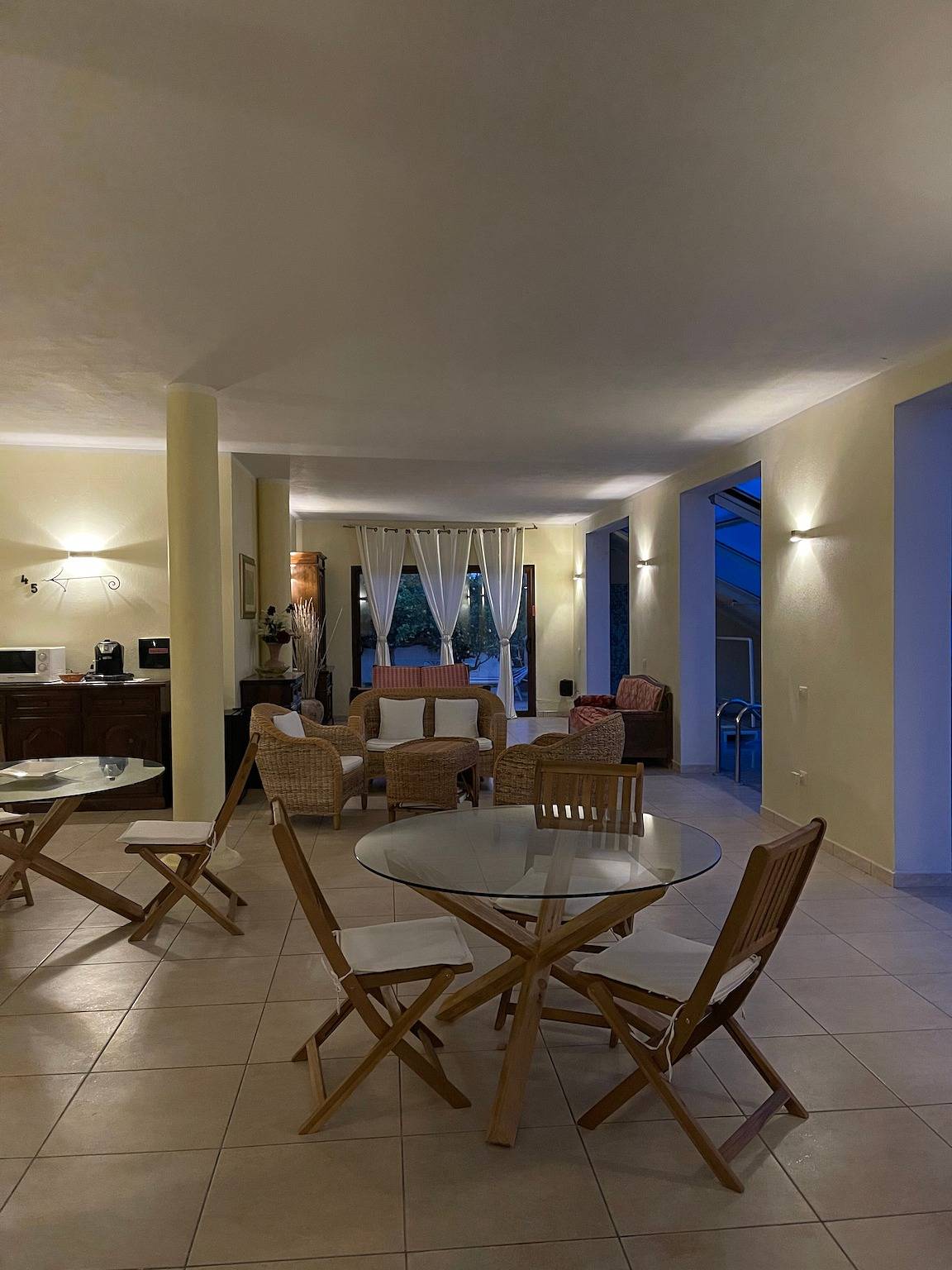 Ganze Wohnung, Villa Nuragica – Apartment mit privatem Pool in Nuraxi Figus, Gonnesa