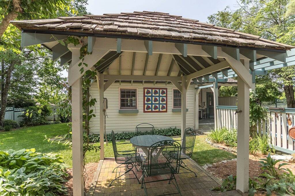 The Suddreth Cottage - Spaziergang zur Main Street Blowing Rock - Privatgarten mit Pavillon in Blue Ridge Parkway, Blowing Rock