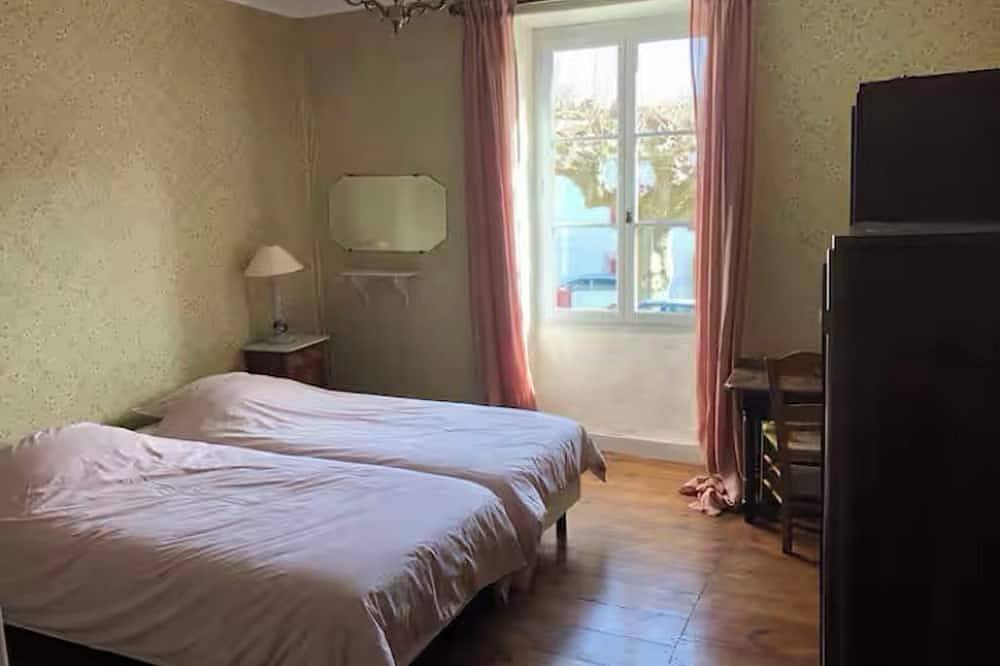 Maison  Lacroix  à La Bastide Clairence, un des plus beaux villages de France in La Bastide-Clairence, Région de Bayonne