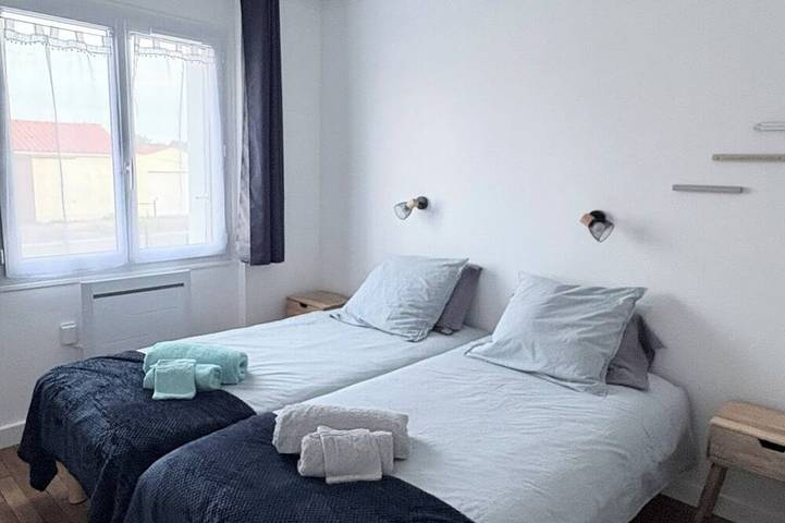 Location de vacances pour 4 personnes, avec jardin à Beaulieu-sous-la-Roche - 4