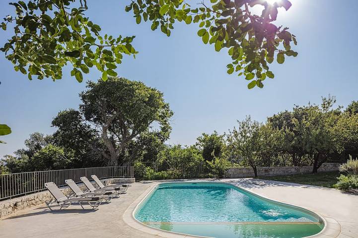 Ferienhaus für 8 Personen, mit Garten