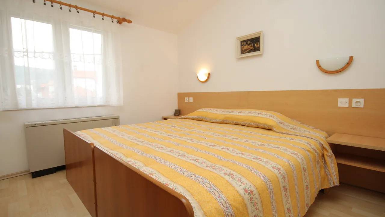 Ganze Ferienwohnung, Ferienwohnung für 3 Personen (30 m²) in Preko in Plaža Jaz, Poljana