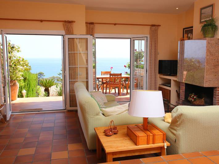 Ferienhaus für 7 Personen, mit Balkon und Terrasse sowie Pool in Tossa de Mar - 4