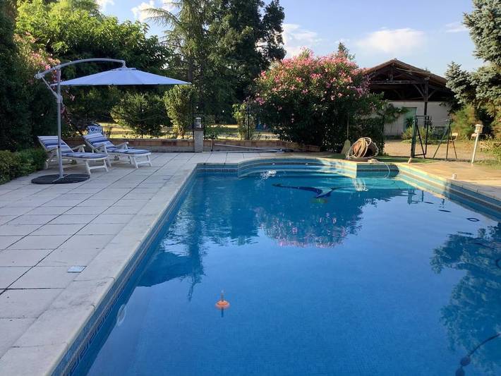 Gîte pour 3 personnes, avec terrasse ainsi que piscine et jardin à Molières - 3