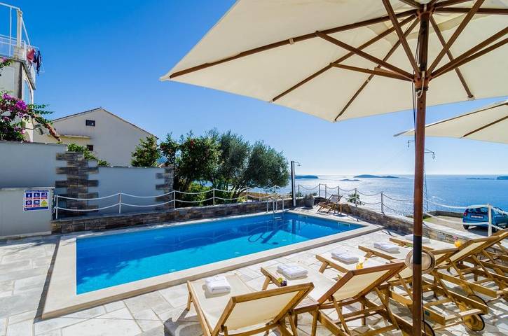 Ganze Wohnung, Ferienwohnung für 4 Personen mit Balkon in Mlini, Dubrovnik-Neretva