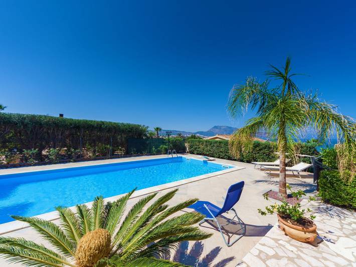 Gemütliches Haus in Custonaci mit privatem Pool in Cornino, Custonaci