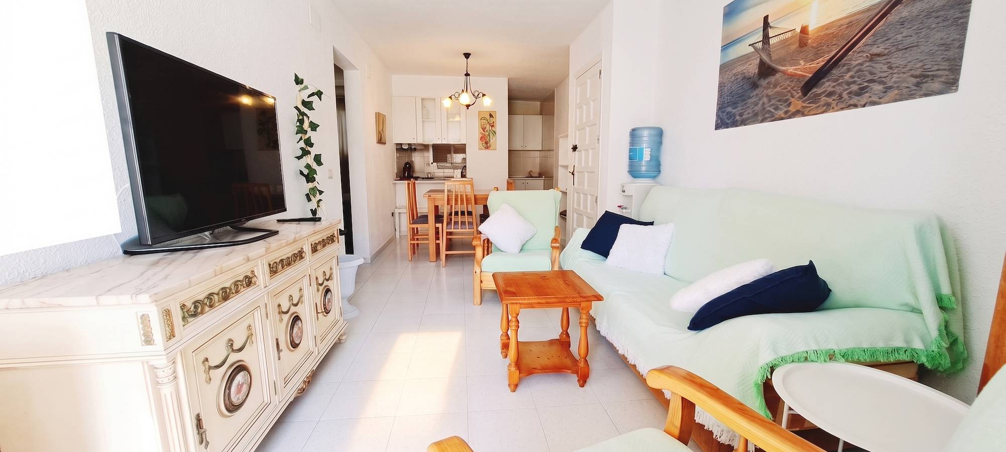 Apartamento entero, Apartamento cómodo en Alcanar con piscina compartida in Platja Fonda (Terres de l'Ebre), Alcanar