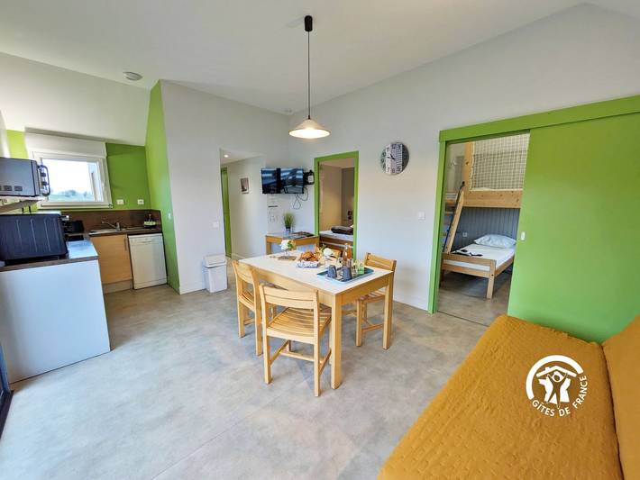 Maison de vacances pour 4 personnes, avec terrasse dans Mayenne