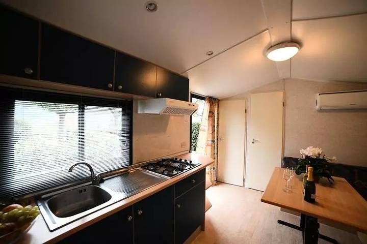 Bungalow für 5 Personen, mit Terrasse und Pool, mit Haustier in Ligurien - 4