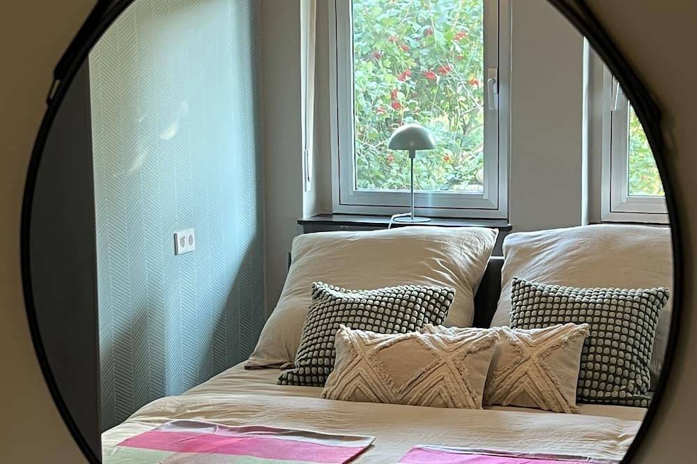 Ganze Wohnung, Gemütliche Ferienwohnung zwischen Wald und Weinbergen mit Terrasse und Garten in Bad Dürkheim, Pfälzer Rheinebene