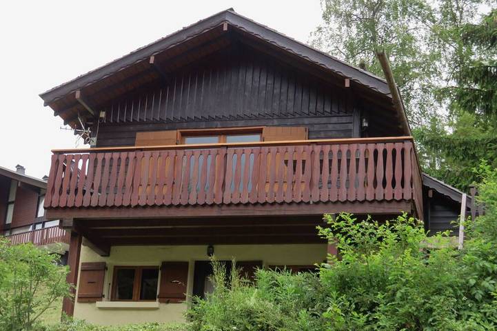 Chalet pour 6 personnes, avec balcon et jardin