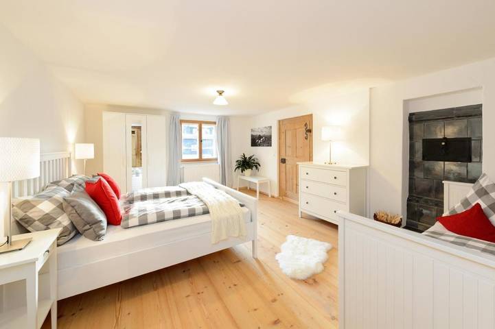 Ferienhaus für 12 Personen, mit Pool und Garten sowie Ausblick und Sauna, mit Haustier in Oberstdorf - 4