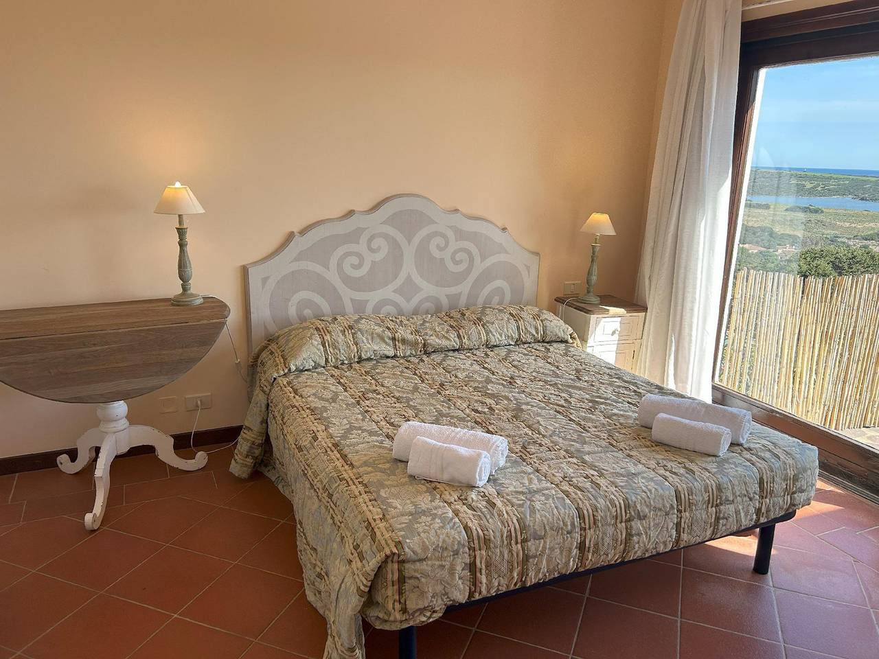 Villa Camilla in Stagno di Casaraccio, Punta De Su Turrione