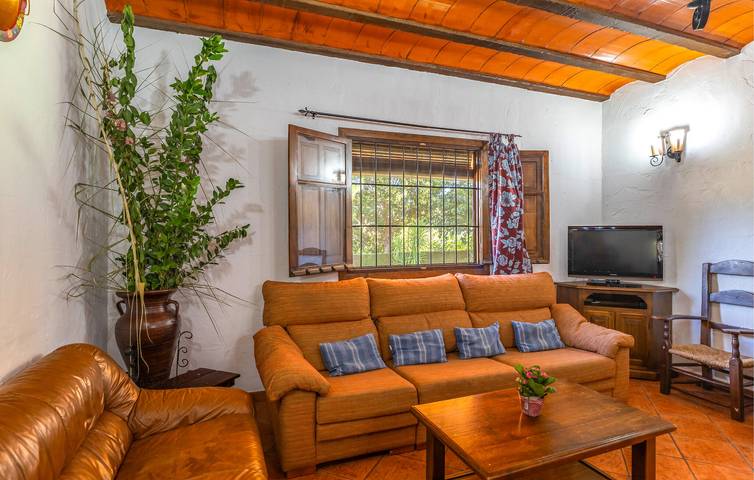 Moderno apartamento con piscina, aparcamiento y barbacoa in Priego de Córdoba, Sierras Subbéticas