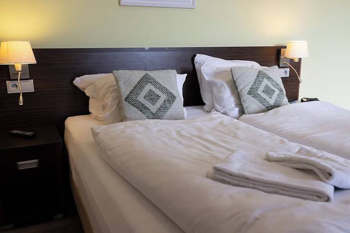 Villa mit pool für 8 Personen, mit Sauna und Pool sowie Balkon und Whirlpool, mit Haustier in Nordrhein-Westfalen - 4