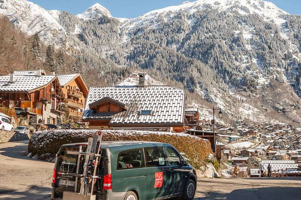 Entire apartment, Apartment Champagny-en-Vanoise, 3 bedrooms, 8 persons in Champagny-en-Vanoise, Vanoise National Park
