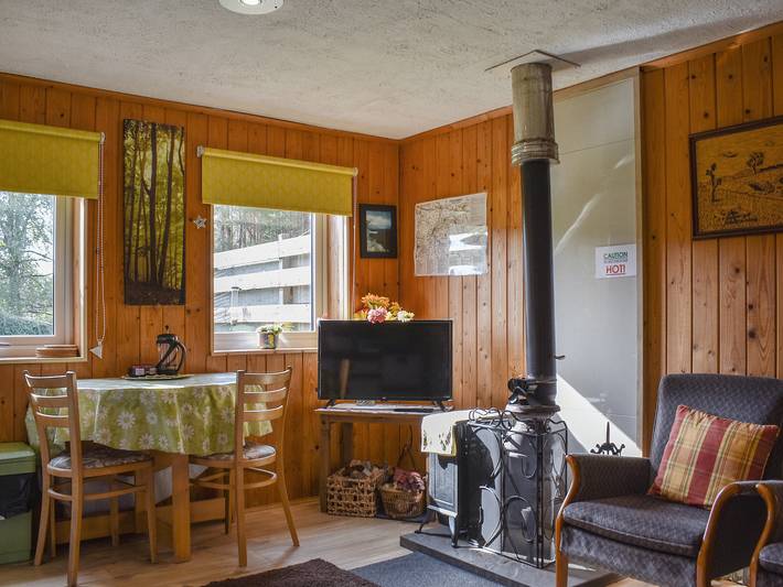 Log cabin for 2 people, with garden, with pets in Cairngorms National Park