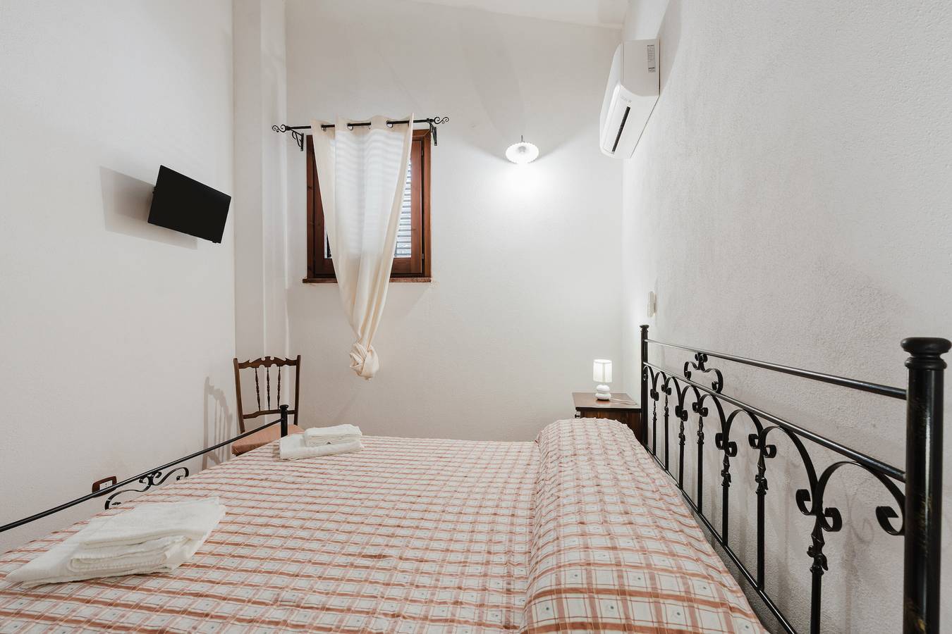 Agriturismo Ponte Calatrasi Zimmer 'Relax 11' mit Gemeinschaftspool, Wlan und Klimaanlage in Monreale, Palermo Provinz